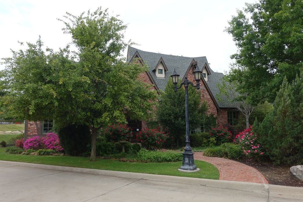 3008 E Hebron Pkwy, Carrollton, TX 75010